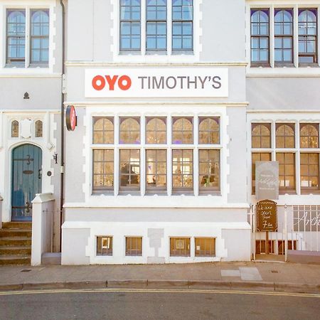 Oyo Timothy'S Hotel Tenby Exterior photo